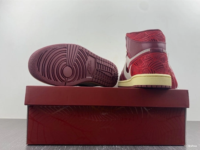 Mid Tiki DZ2820- Red SE Leaf Effortless 1 Jordan Team 3684 1014